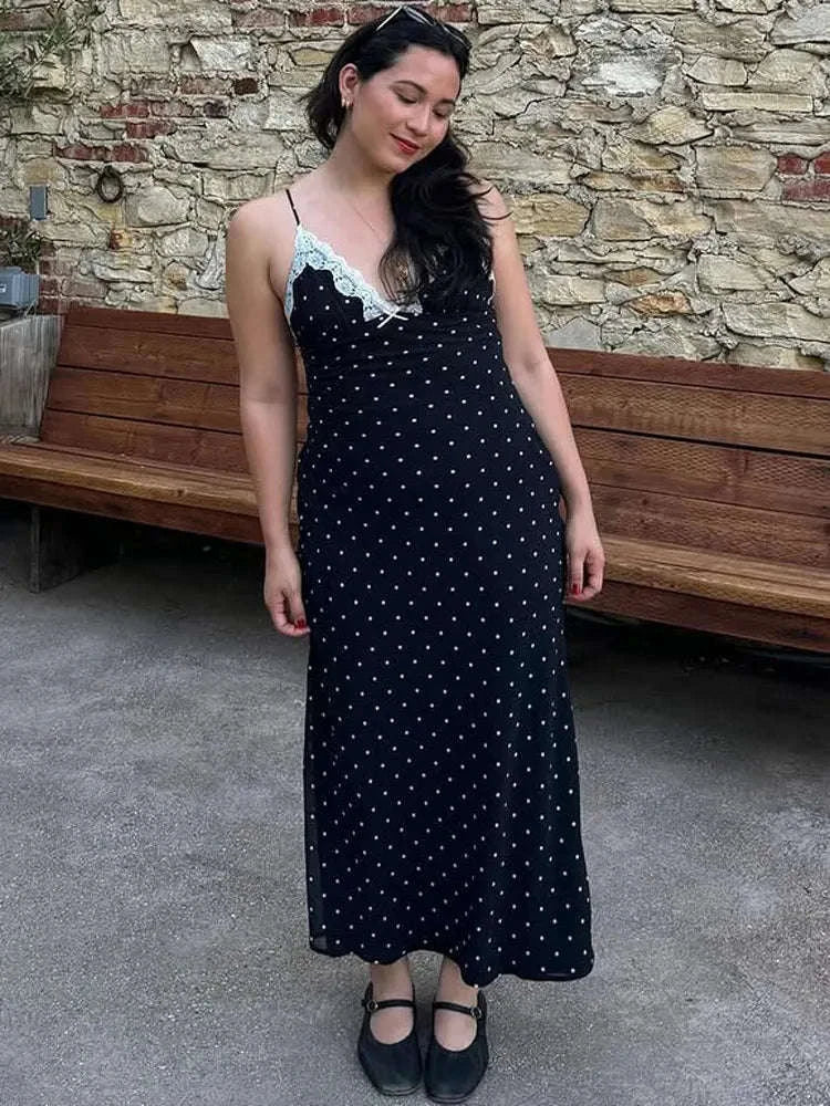 Tossy Lace V‑Neck Maxi Dress-black / M