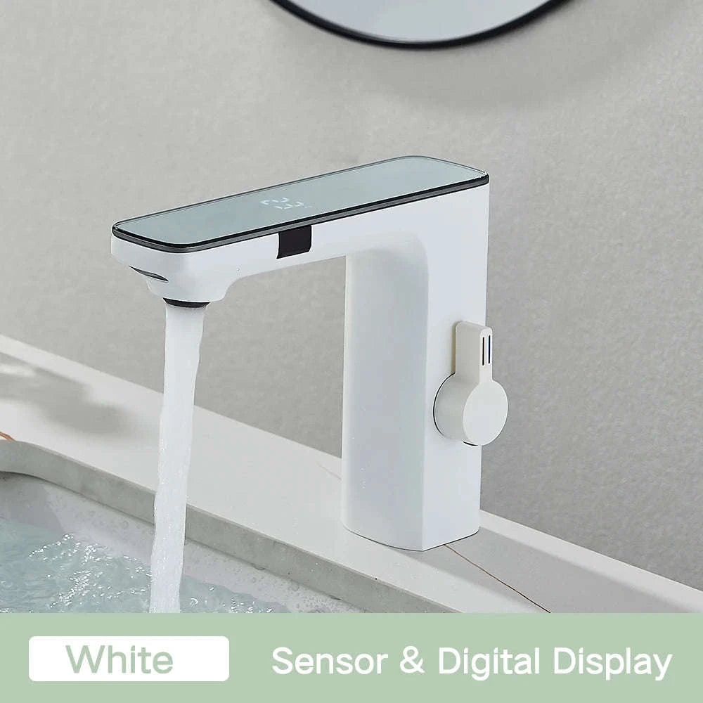 Touchless Sensor Basin Faucet with Smart Display-Chrome Basin Faucet / United States