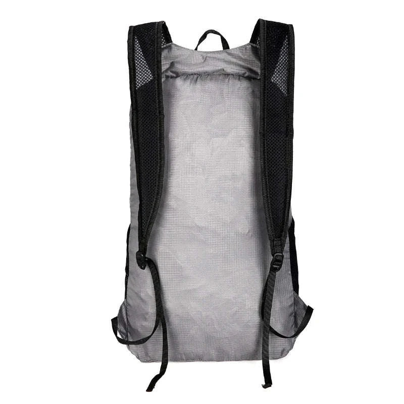 Ultra Lightweight Foldable Hiking Backpack 20L Water Resistant Bag-Green
