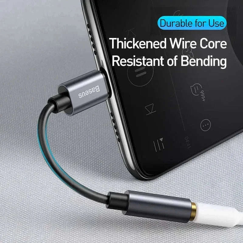 USB-C to 3.5mm Earphone Jack Adapter-Black