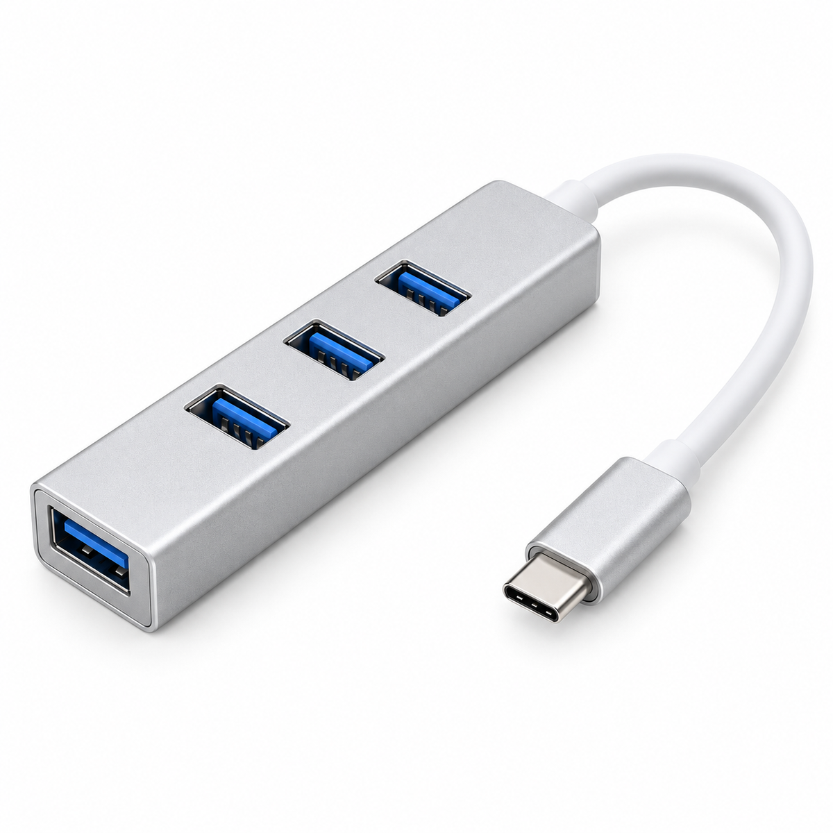 Štirivratni USB hub na belem ozadju