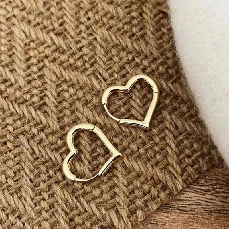 Vintage Metal Hoop Earrings with Irregular Wave Design-4