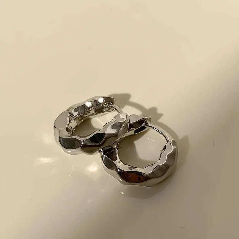 Vintage Metal Hoop Earrings with Irregular Wave Design-4