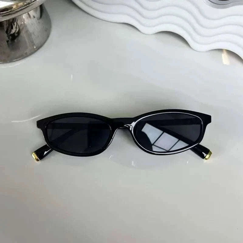 Vintage Small Frame Women's Cat-Eye Sunglasses with UV400-Black yellow