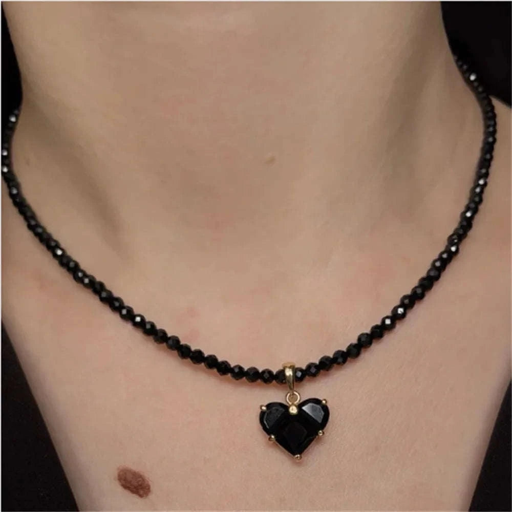 Vintage Zircon Heart Pendant Necklace for Women-NES-10047-9