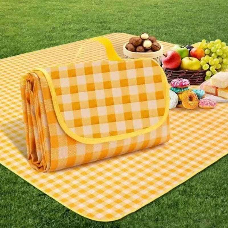 Waterproof Beach Mat Folding Mattress Portable Lightweight Picnic Mat-Yellow grid / 100-150cm