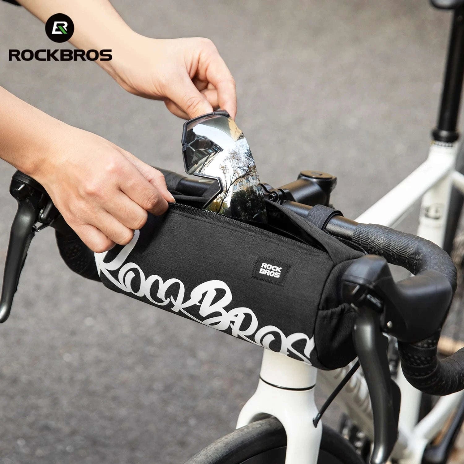 Waterproof Bicycle Cylinder Pannier Bag Adjustable Bike Storage Pack-2L G005-1 / 3.6L