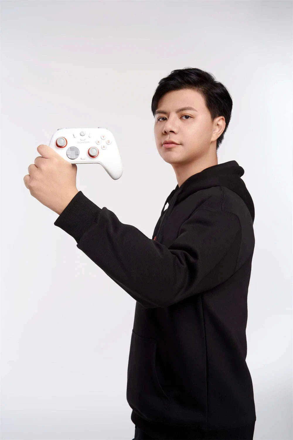 Wireless Bluetooth Game Controller with Hall Effect, 2 Back Buttons, 600mAh Battery-White Set / Russian Federation