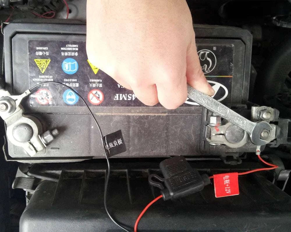 Wireless Two-Way Car Alarm System with LCD Remote & 1000m Range-Default Title