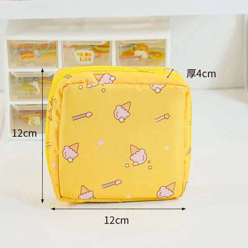 Women’s Sanitary Napkin & Tampon Organizer Pouch-Bear