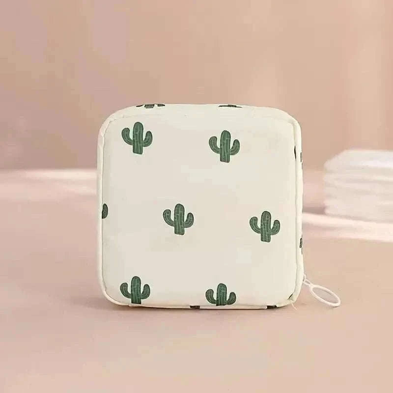 Women’s Sanitary Napkin & Tampon Organizer Pouch-Bear