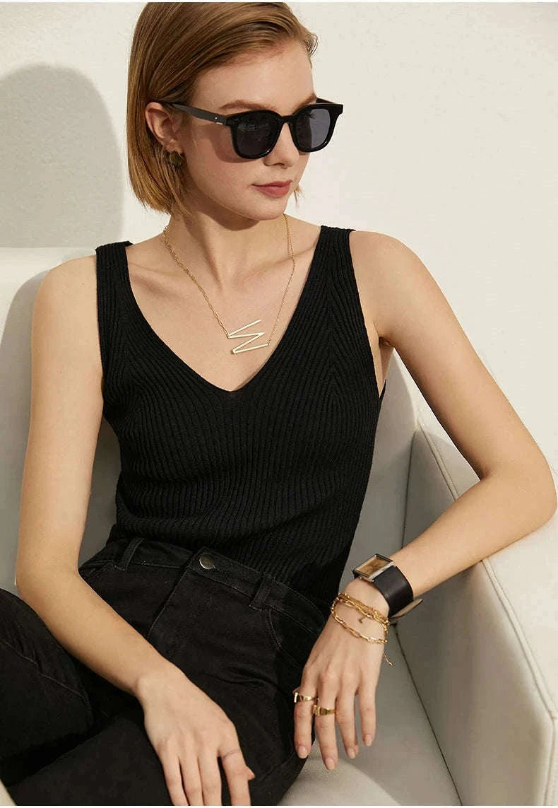 Women’s Slim Fit V-Neck Camisole Top for Office and Summer Wear-green / M