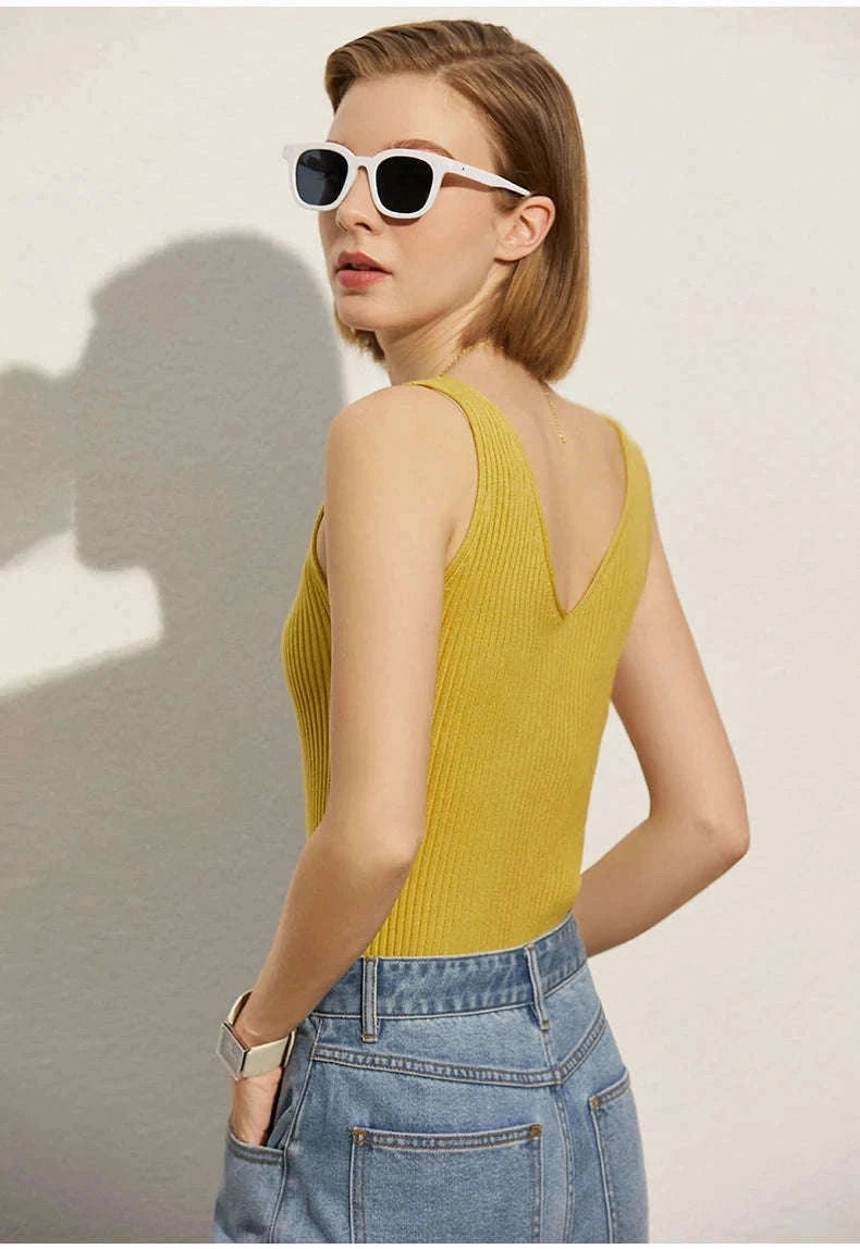 Women’s Slim Fit V-Neck Camisole Top for Office and Summer Wear-green / M