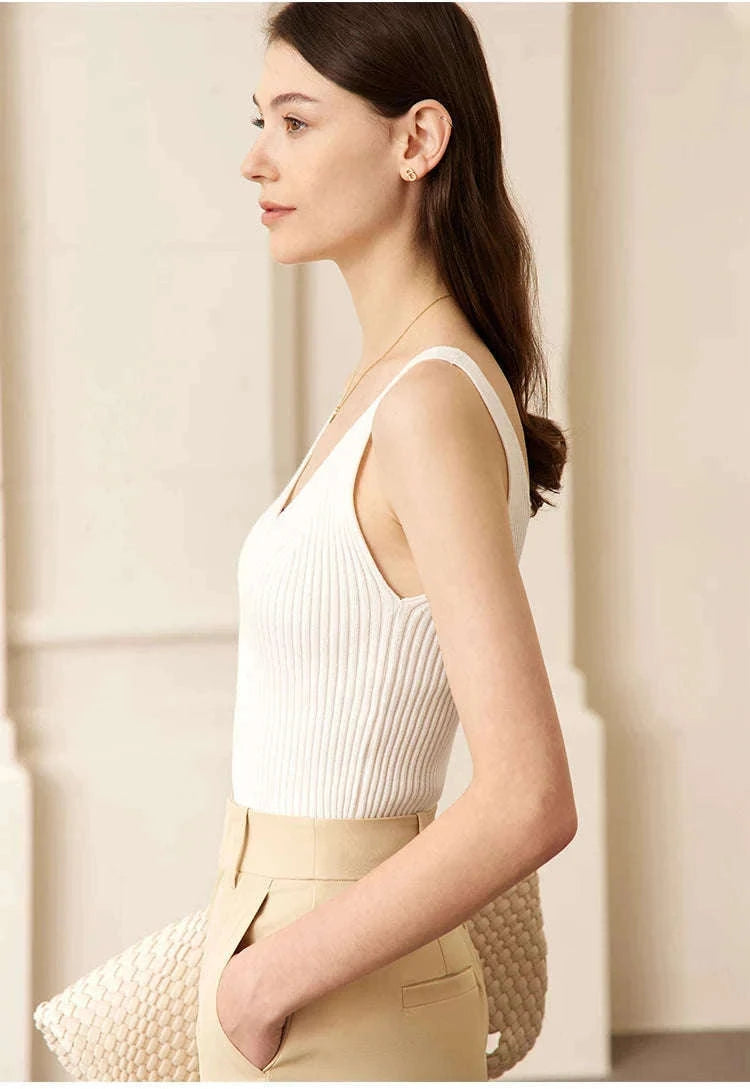 Women’s Slim Fit V-Neck Camisole Top for Office and Summer Wear-green / M