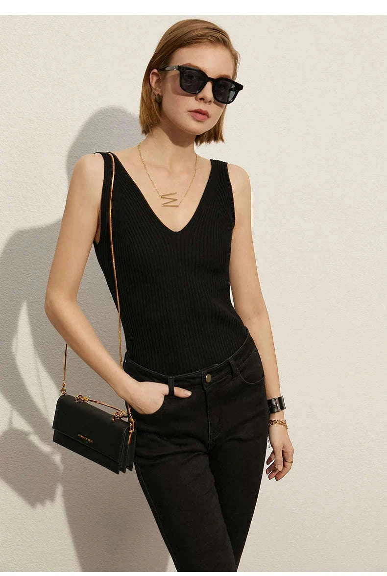 Women’s Slim Fit V-Neck Camisole Top for Office and Summer Wear-green / M