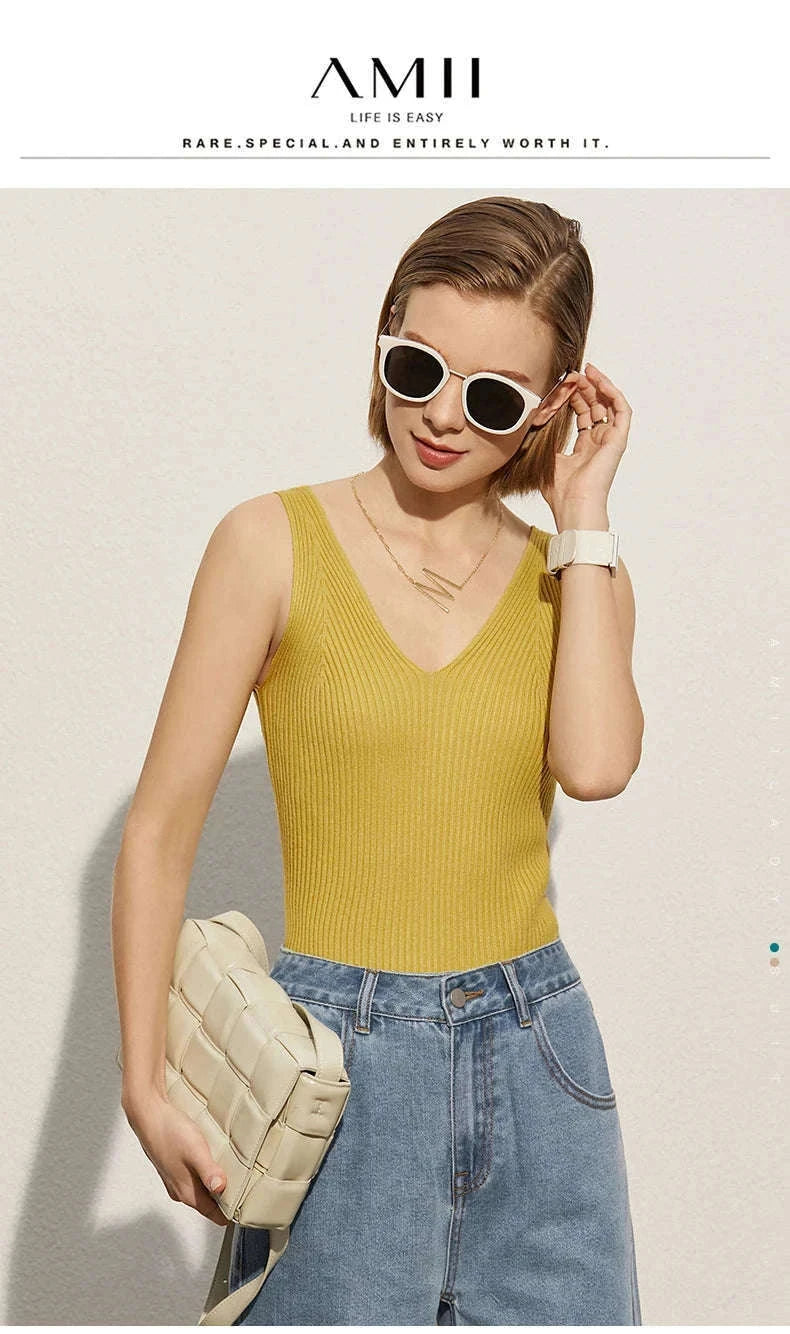 Women’s Slim Fit V-Neck Camisole Top for Office and Summer Wear-green / M