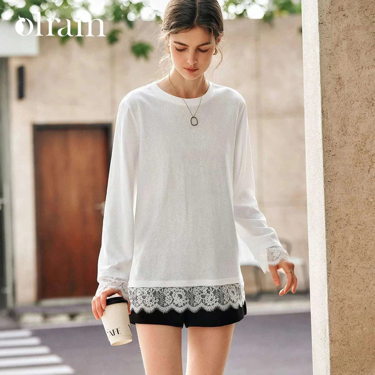 Women's White Cotton Long Sleeve Lace Crewneck Loose T-Shirt-White T-shirt / XL