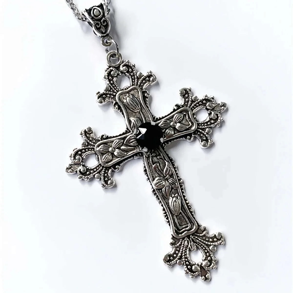 Y2K Punk Crystal Cross Pendant Necklace-style1