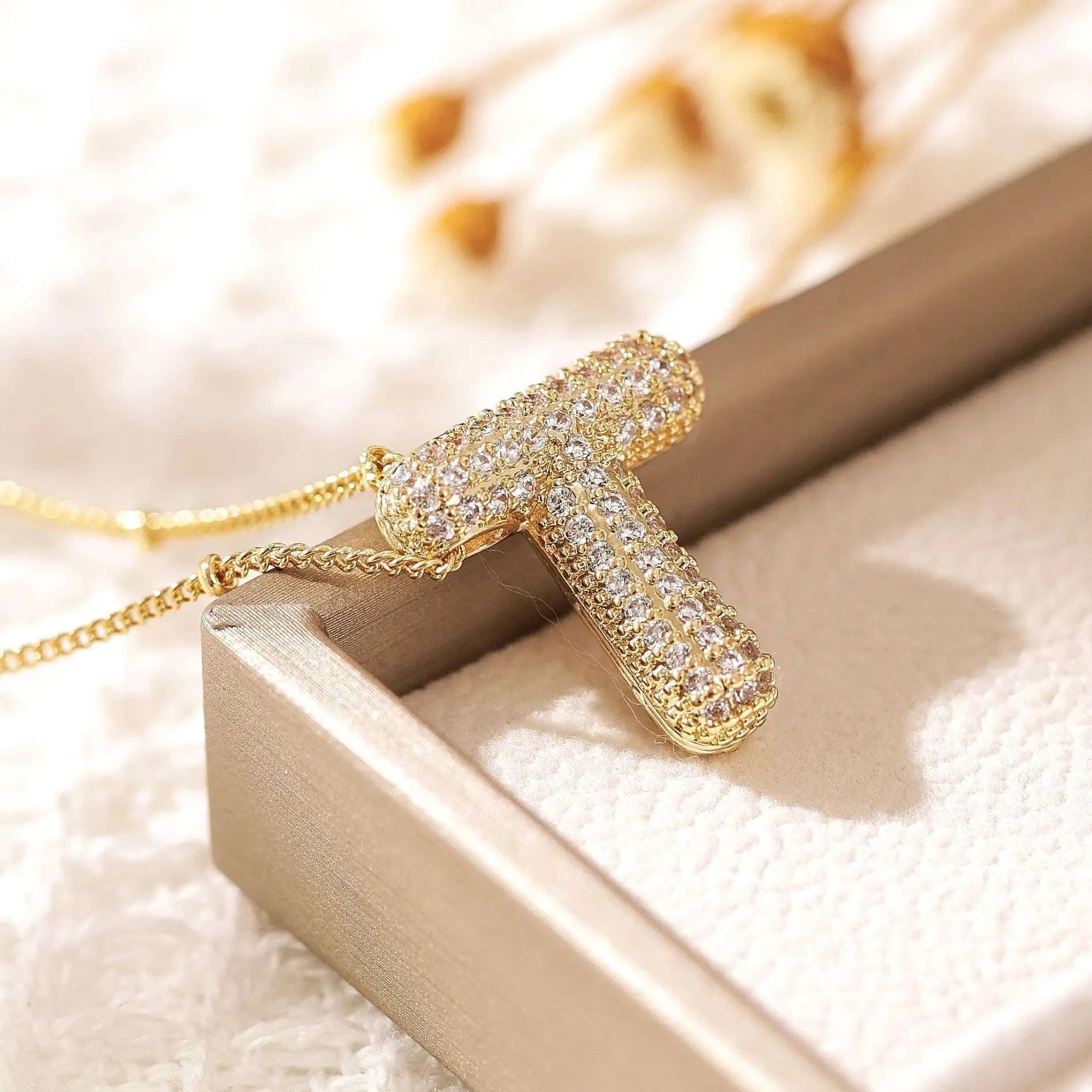 Zircon Letter Pendant Necklace-Y